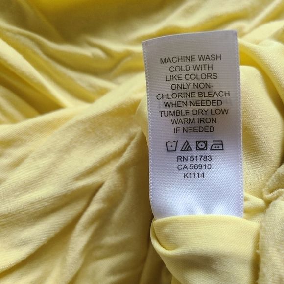 🌹 2/$15 Maurices Ruched Pastel Yellow Blouse Slee - Picture 5 of 13